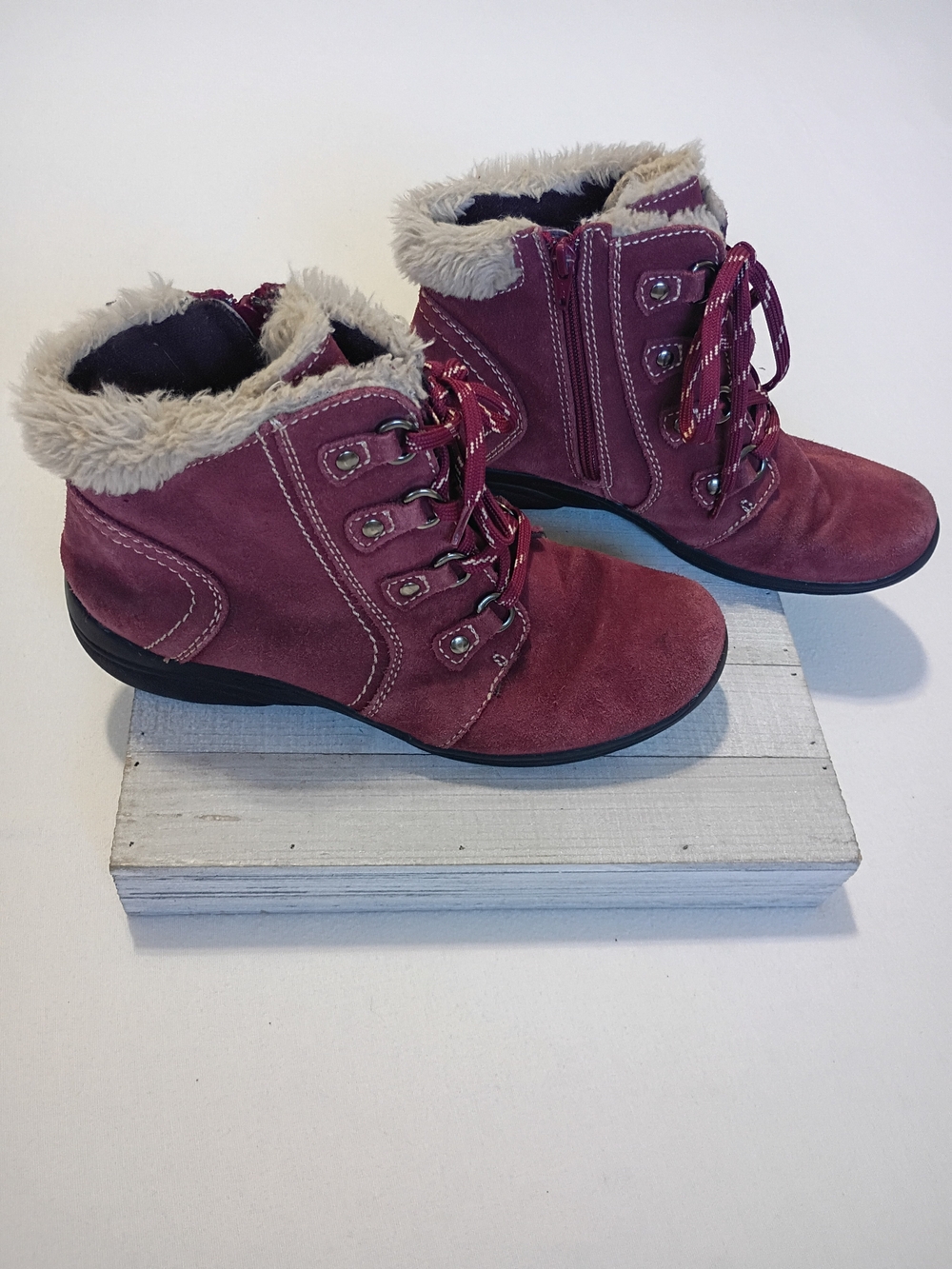 Earth Origins Sz 10 Crowley Burgundy Suede Faux Fur Ankle Boots Side Zip W Laces